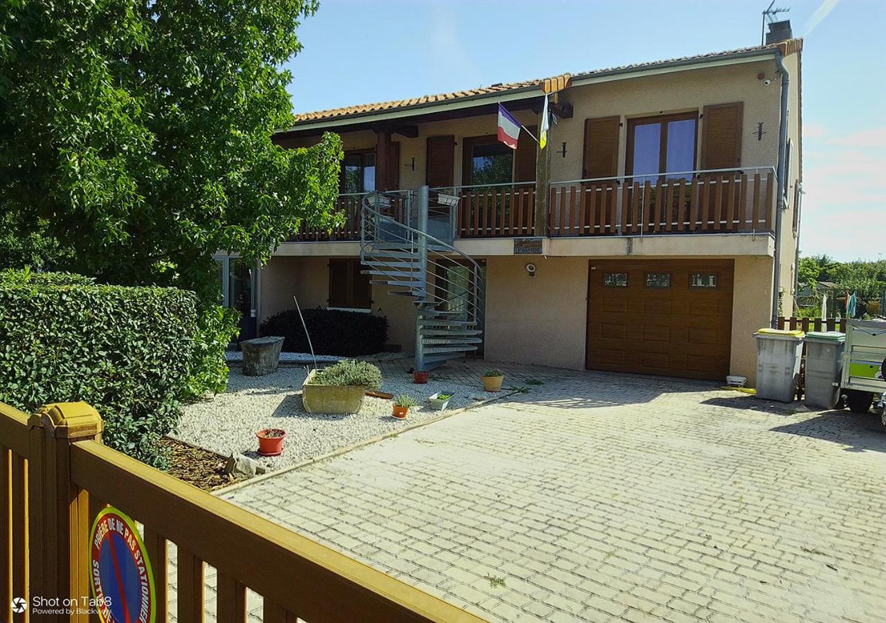 La Bouviere Apartment Aulnat Exterior foto